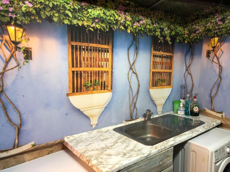 Cheerful 4 Bedroom House With Garden Free Parking London Exterior foto