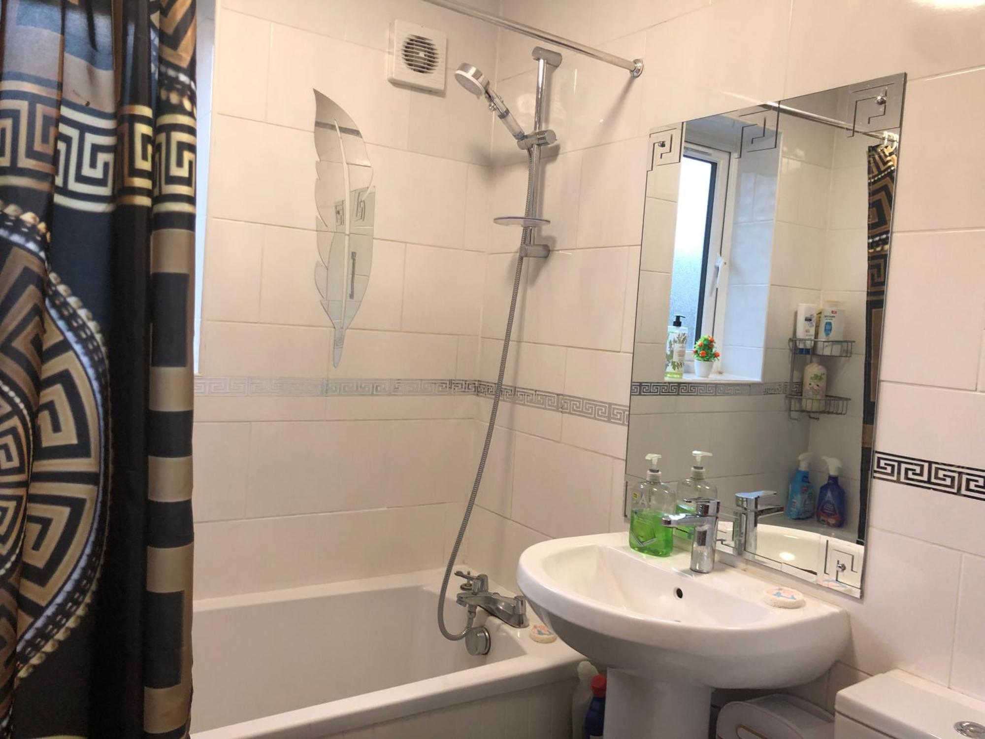 Cheerful 4 Bedroom House With Garden Free Parking London Exterior foto